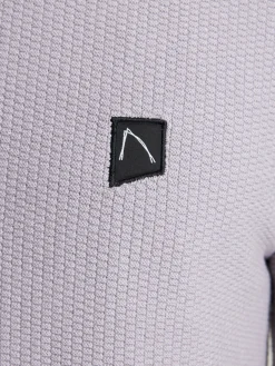 Armor Pullover