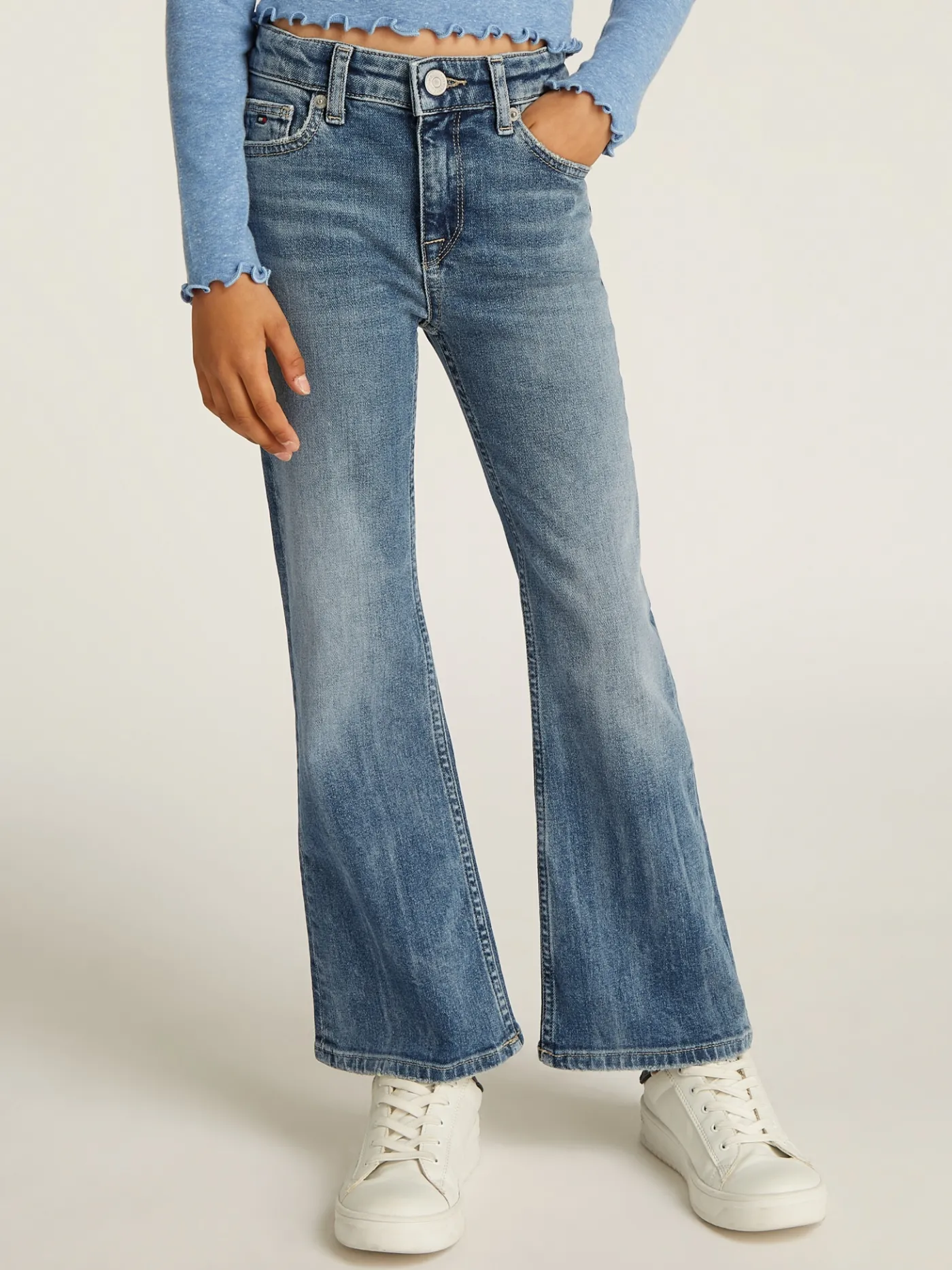 Ausgestellte Bootcut-Jeans mit Vintage-Wash