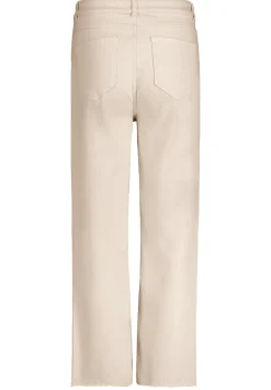 Basic Jeans
