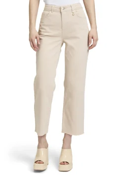 Basic Jeans