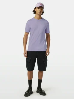 Basic T-Shirt