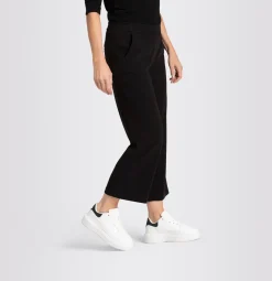 CHIARA cropped