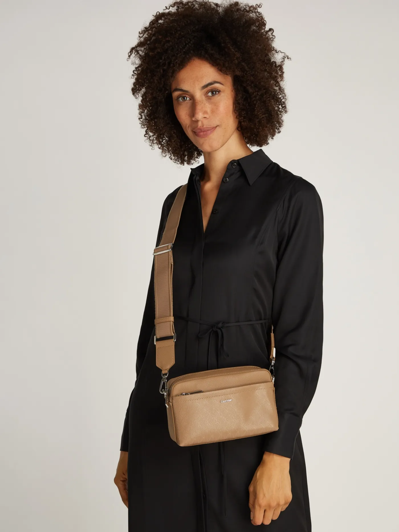 CK MUST CROSSBODY TASCHE