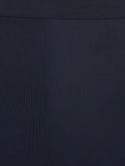 Exclusive String mit Spitzen-Details
