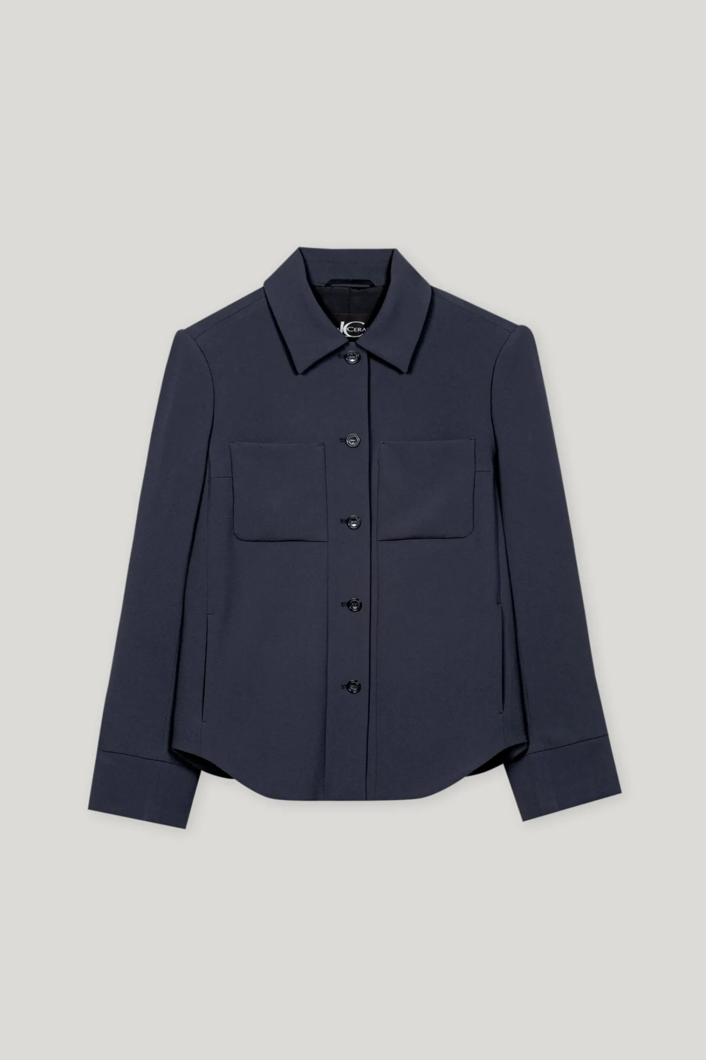 Fließende Hemdjacke