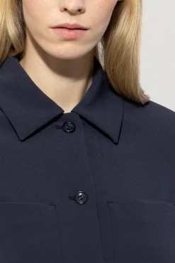 Fließende Hemdjacke
