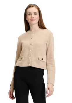 Grobstrickjacke