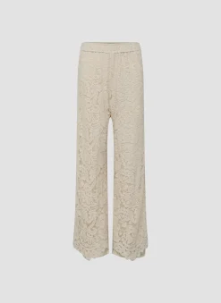 Hose mit floraler Spitze