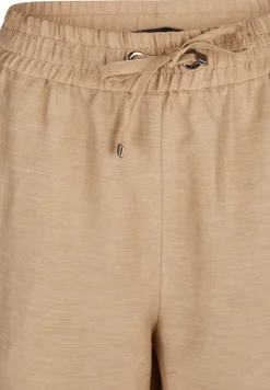 Hose mit Leinen