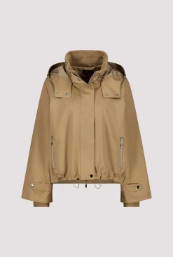 Jacke mit Kapuze