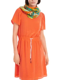 Kleid mit Knittereffekt