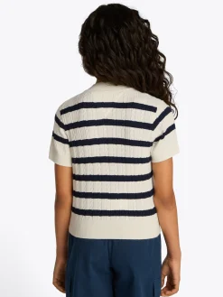 Kurzarm-Pullover mit Mini-Zopfmuster