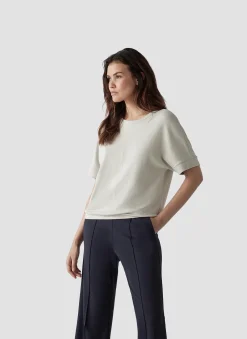 Kurzarm-Shirt mit edlem Design