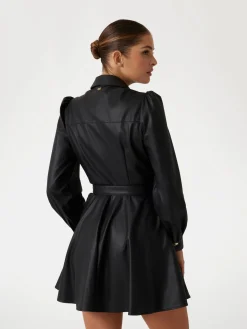 Kurzes glockiges Hemdblusenkleid