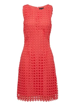 Kurzes Kleid aus Spitze mit blickdichtem Futter