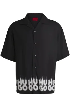 Kurzärmeliges Oversized Hemd mit Smoke-Logo-Print am Saum