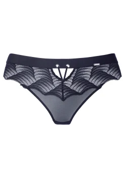 Marla String