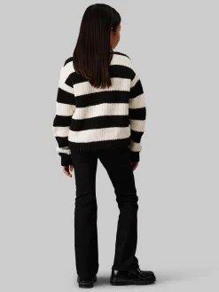 Mid Rise Flared Jeans