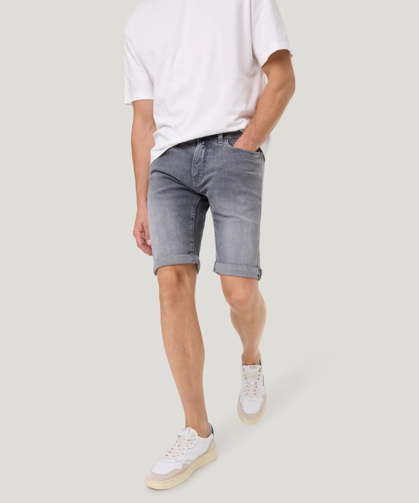 5-Pocket Jeans- Bermuda