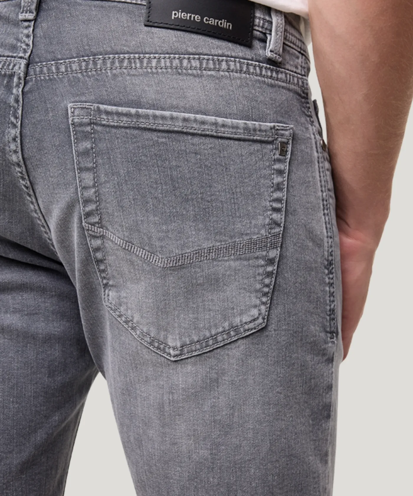5-Pocket Jeans- Bermuda