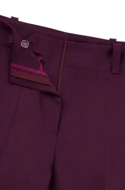 Regular-Fit Hose mit weitem Beinverlauf