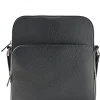 REPORTER-TASCHE AUS ITALIENISCHEM LEDER MIT LOGO-PRÄGUNG