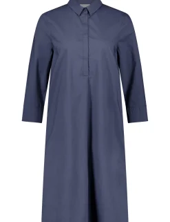 Schlichtes Blusenkleid