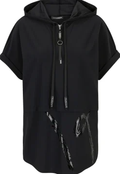 Shirt aus elastischer Wirkware mit Hoodie