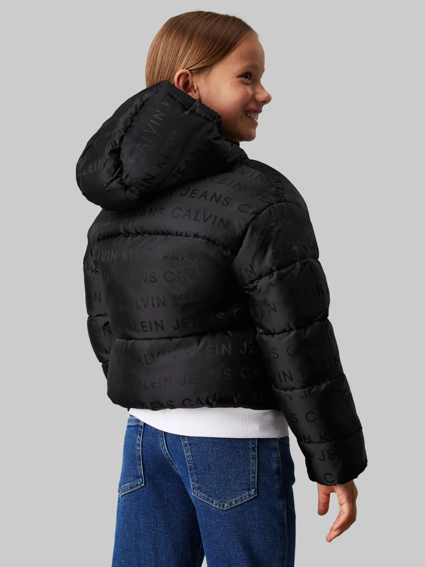 Steppjacke mit Kapuze und Logo