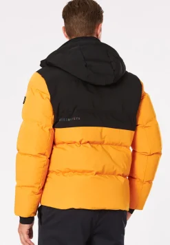 Steppjacke in auffallender Dessinierung