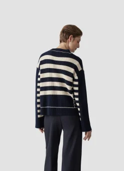 Strickjacke mit Perlfang-Strickart und Streifenmuster