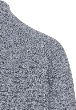 Strickjacke mit Stehkragen