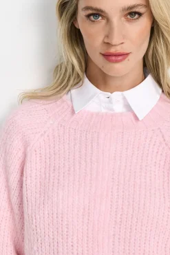 Strickpullover mit überschnittenen Schultern