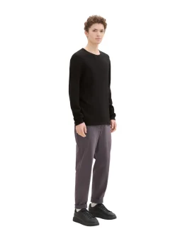 Strukturierter Pullover