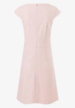 Struktur-Kleid