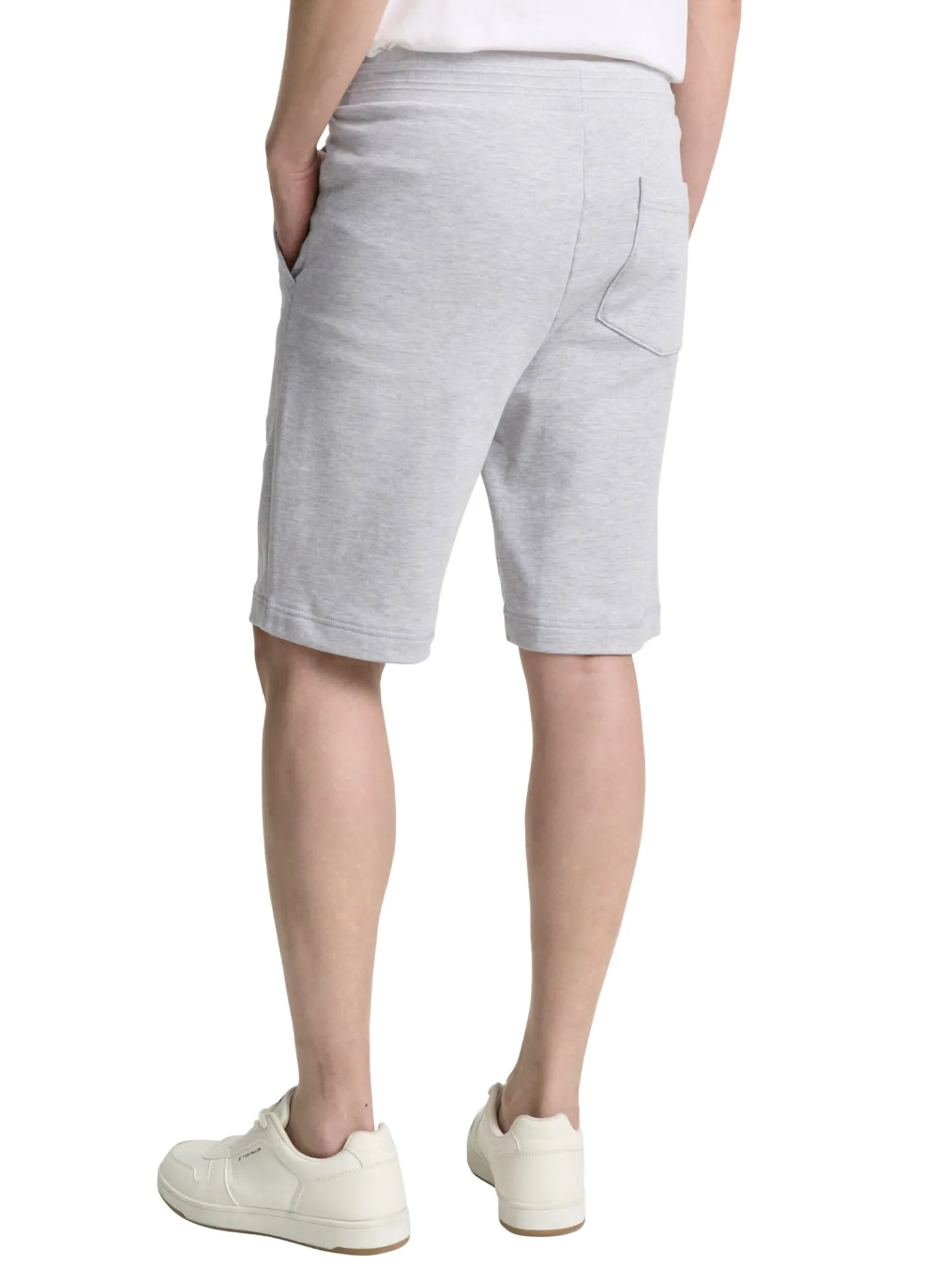 Sweat Shorts mit detailliertem Kordelzug