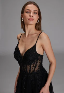 Tüllkleid mit kurzer Jerseyhose